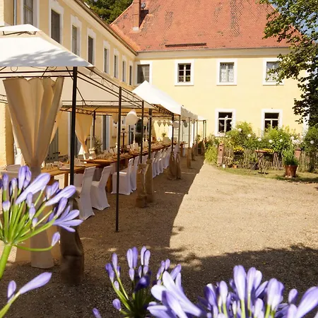 게스트하우스 Gaestehaus Zum Pfarrlehen 3*