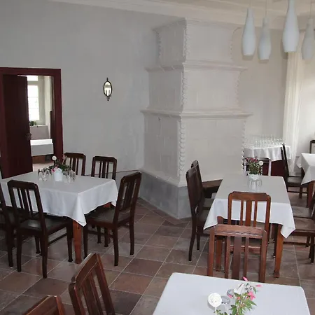 게스트하우스 Gaestehaus Zum Pfarrlehen